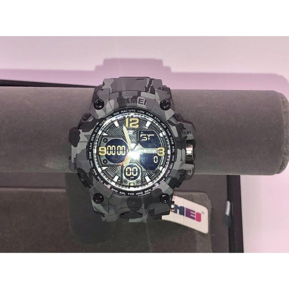 Military Style Watch - Picture 8 of 8